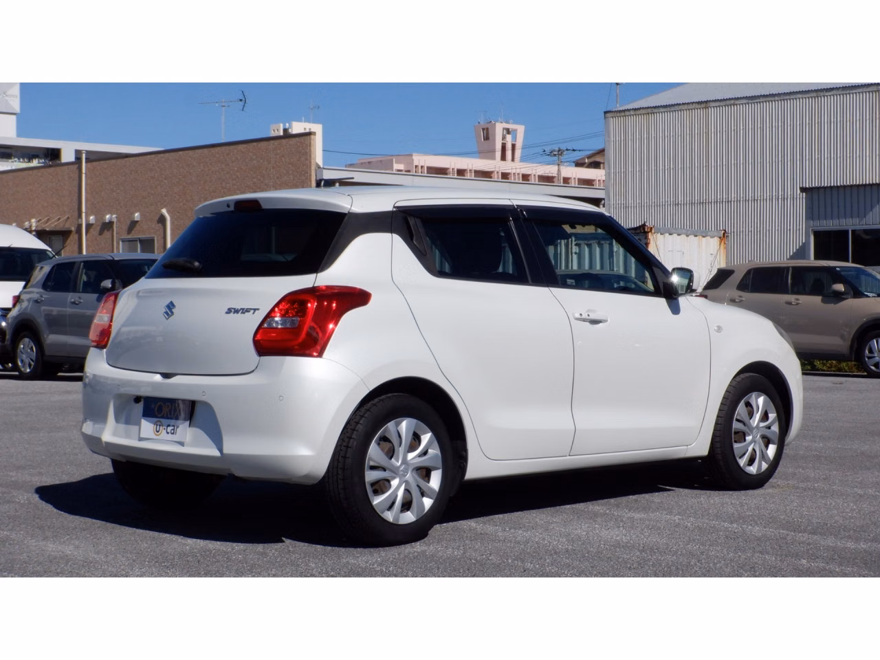 SUZUKI SWIFT