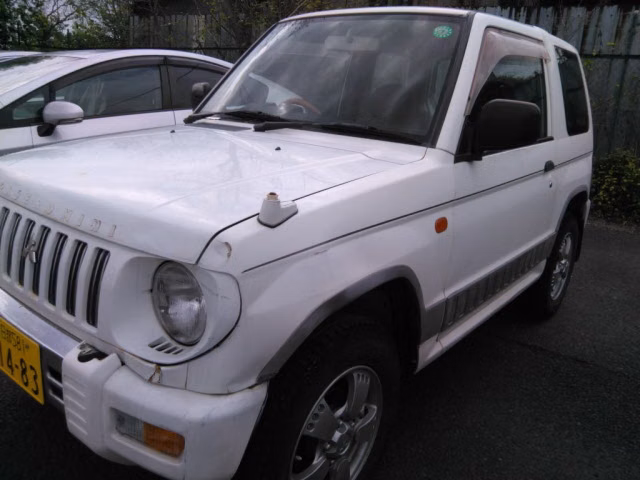 MITSUBISHI PAJERO MINI