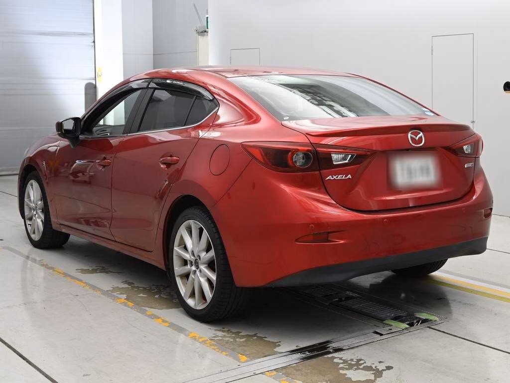 MAZDA AXELA