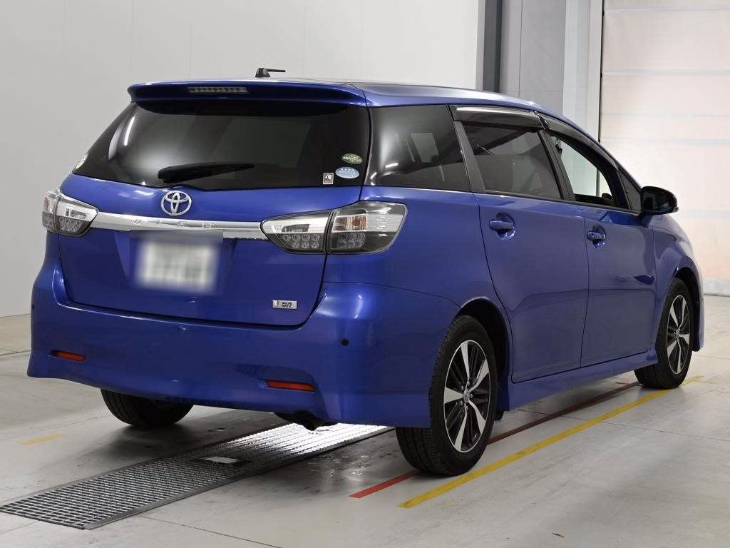 TOYOTA WISH
