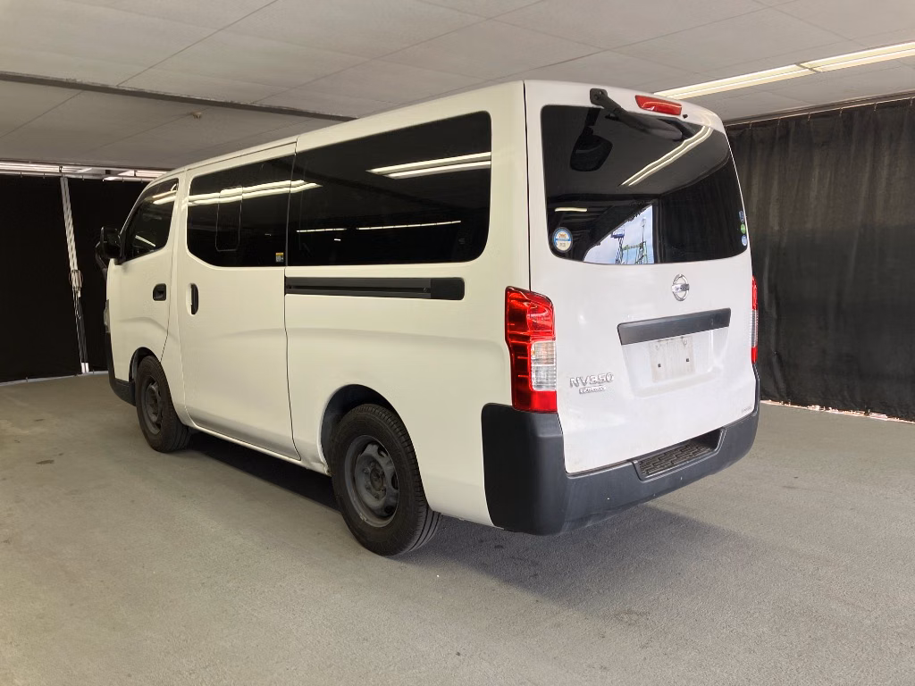 NISSAN NV350 CARAVAN