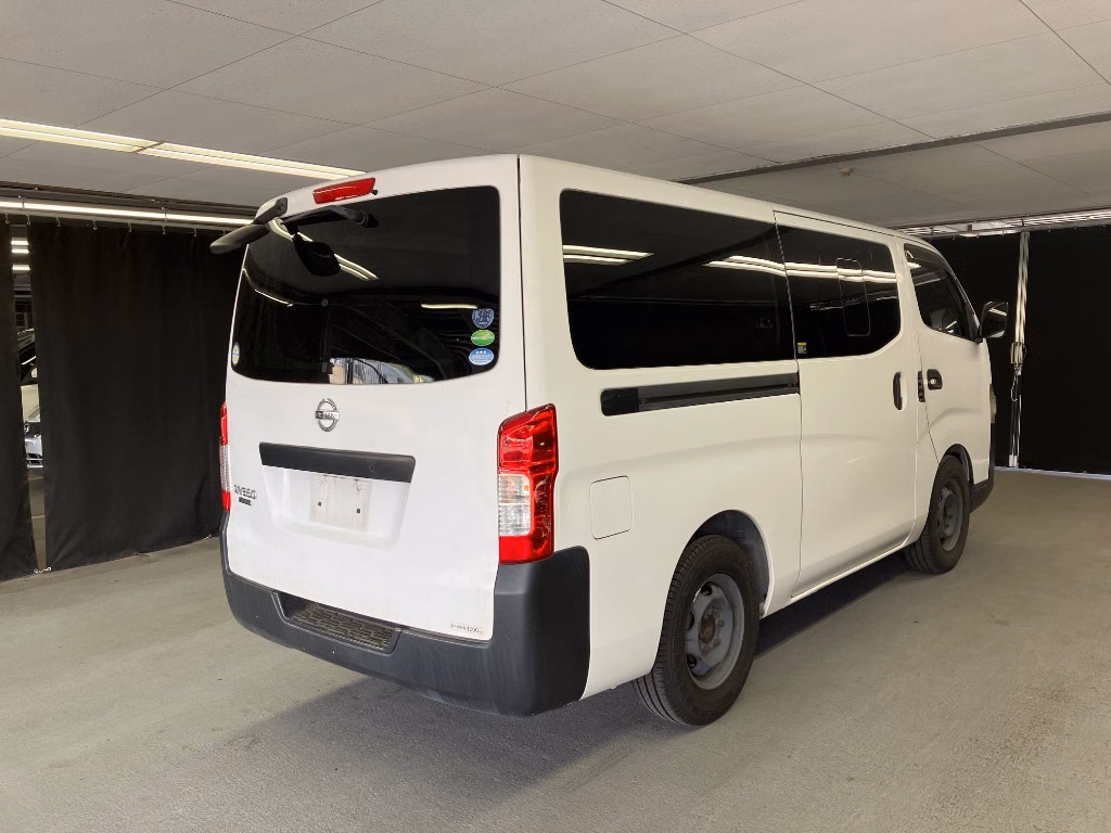 NISSAN NV350 CARAVAN