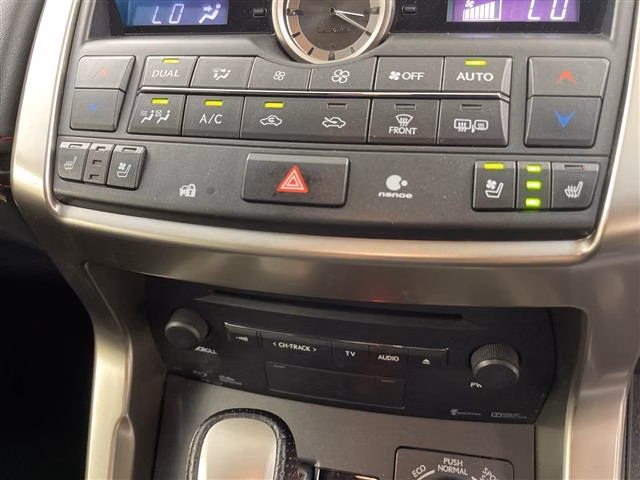 LEXUS NX200T