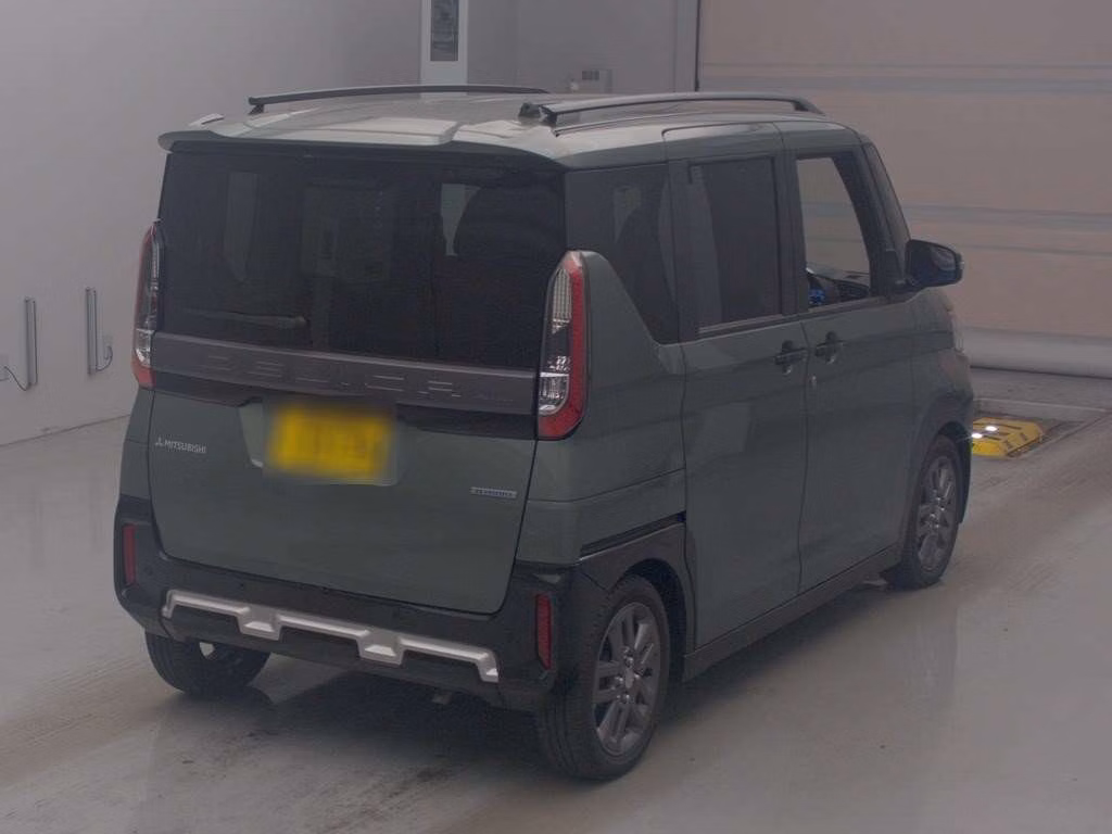 MITSUBISHI DELICA MINI