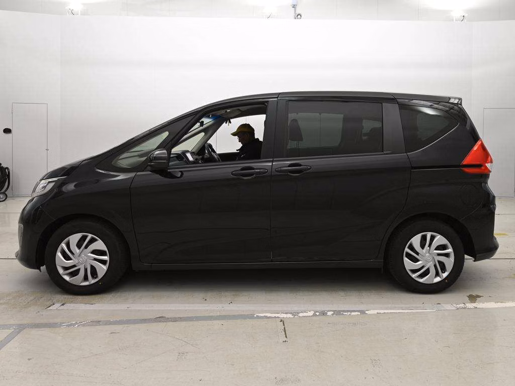 HONDA FREED+