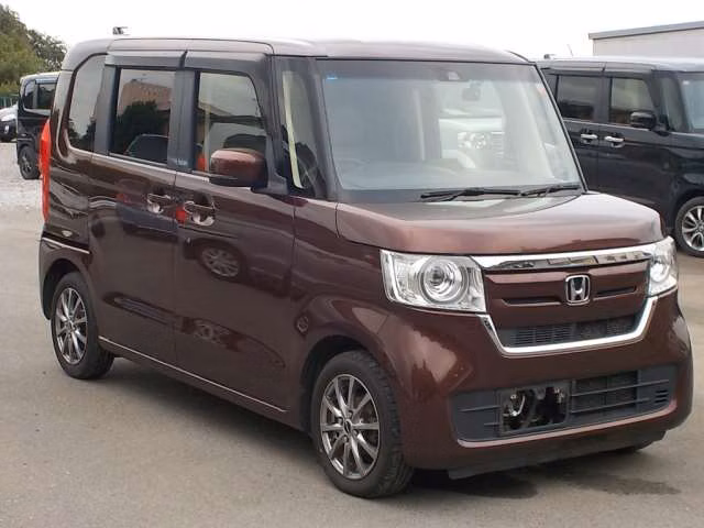 HONDA N-BOX
