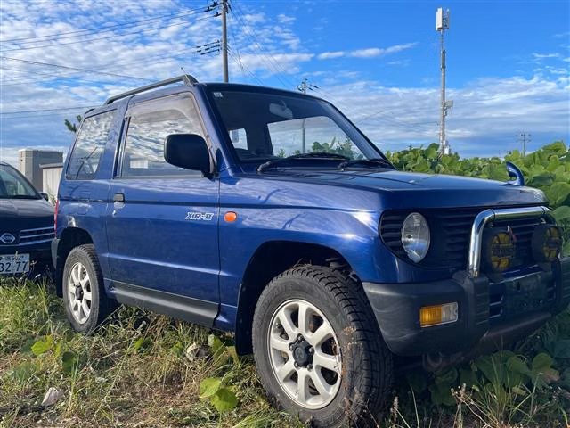 MITSUBISHI PAJERO MINI