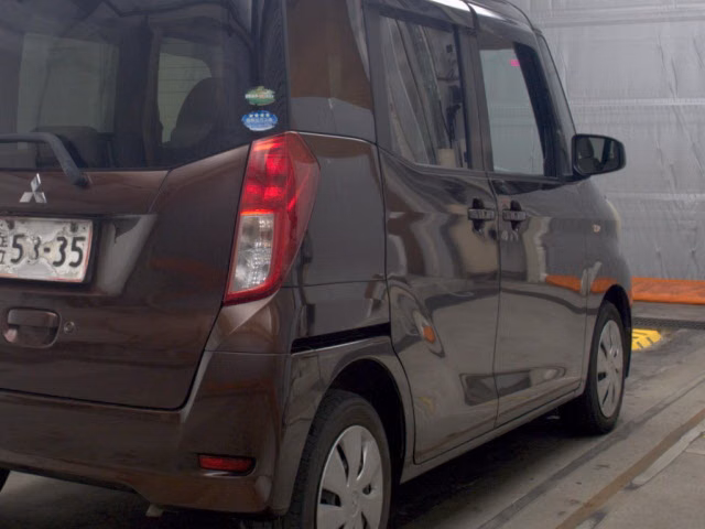 MITSUBISHI EK SPACE