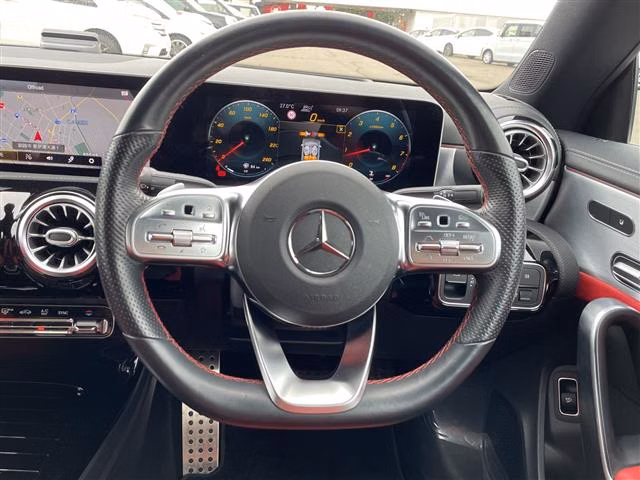MERCEDES-BENZ CLA-CLASS