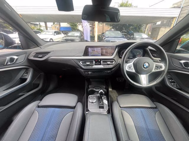 BMW 2-SERIES