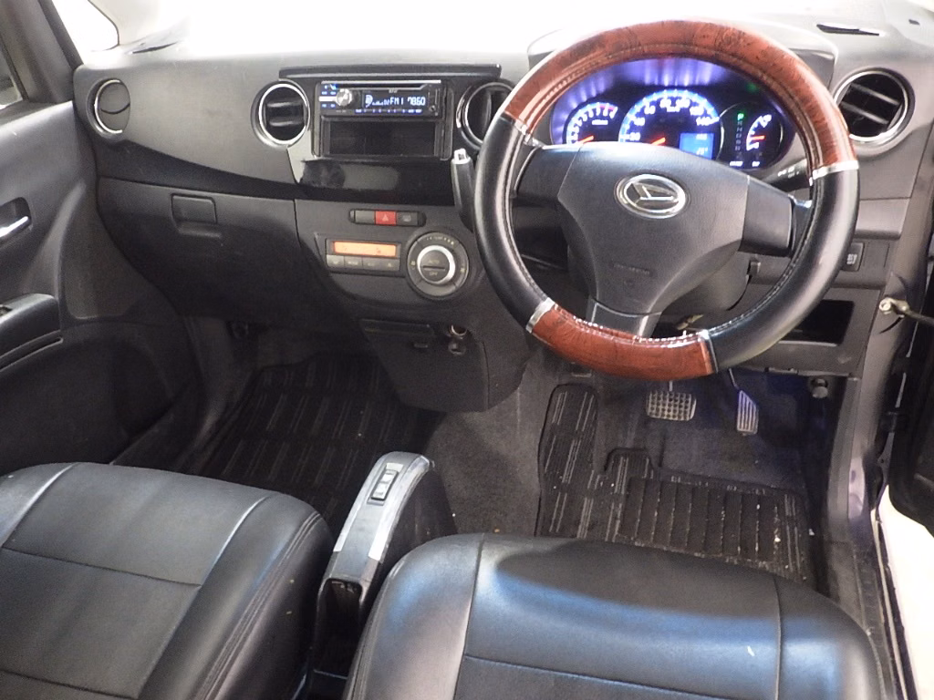 DAIHATSU TANTO EXE