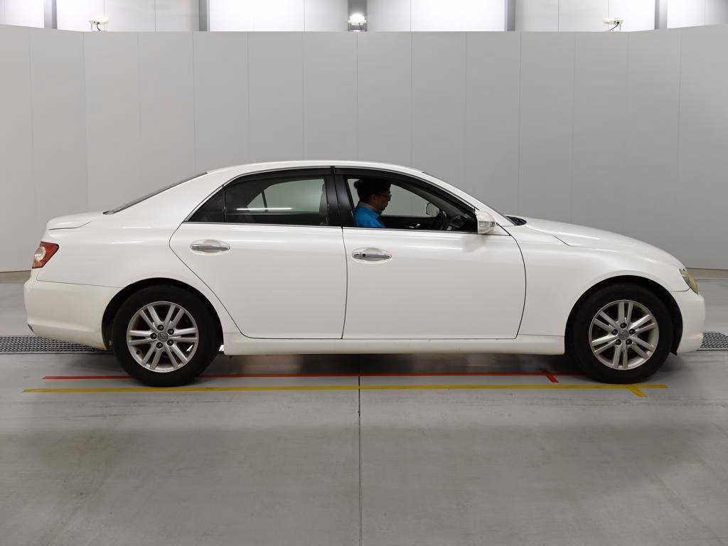 TOYOTA MARK X