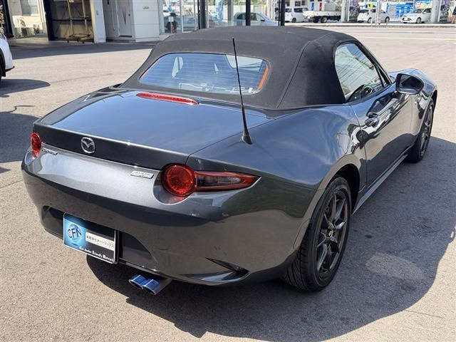 MAZDA MX-5
