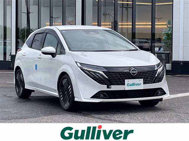 Nissan Aura