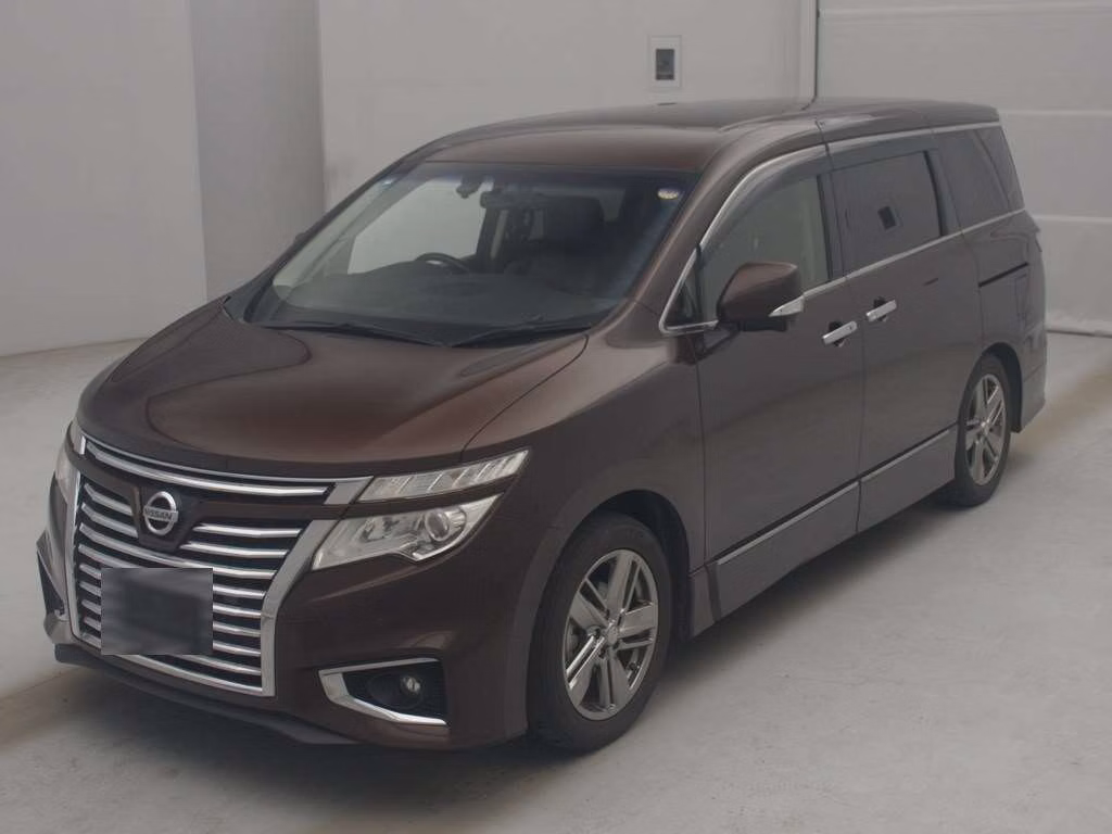 NISSAN ELGRAND