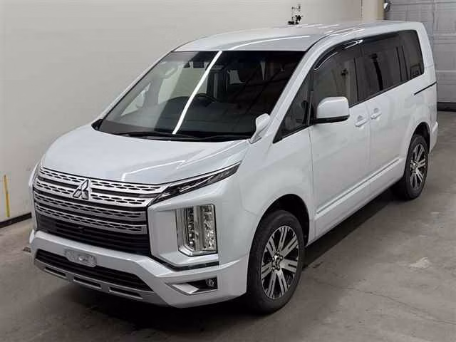MITSUBISHI DELICA D:5