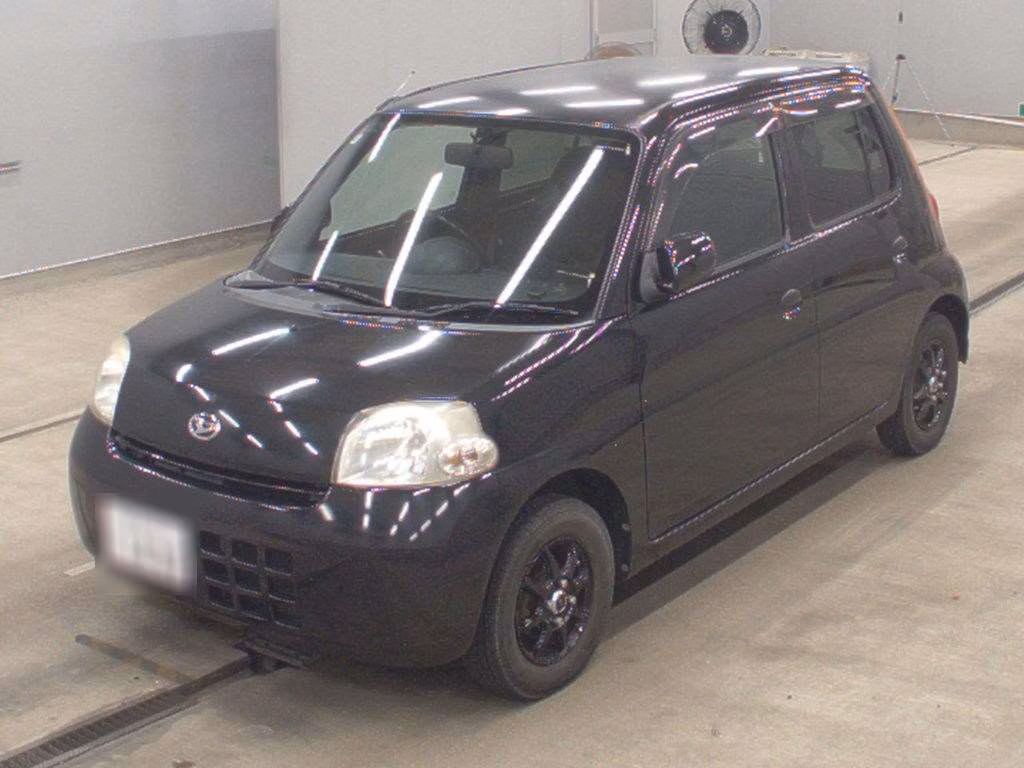 DAIHATSU ESSE