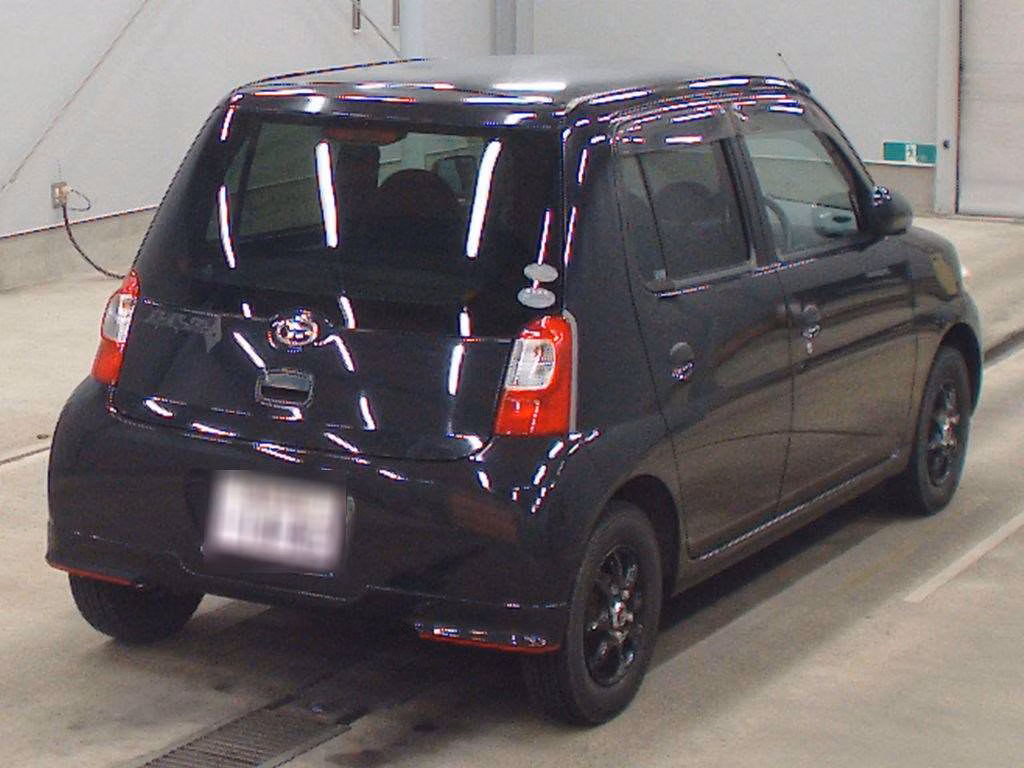 DAIHATSU ESSE
