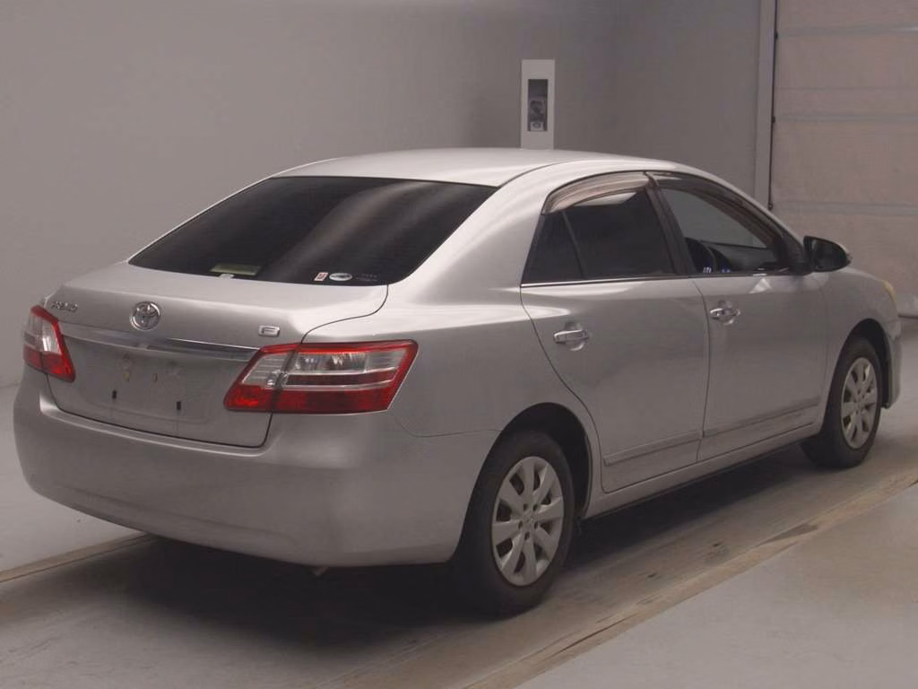 TOYOTA PREMIO