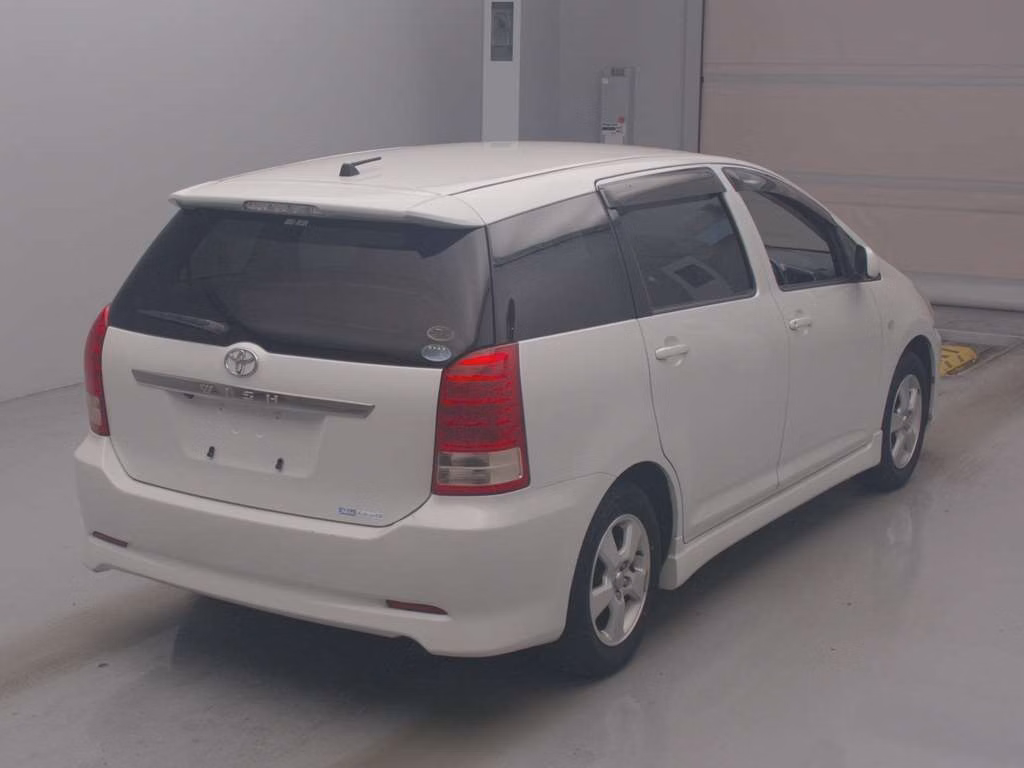 TOYOTA WISH