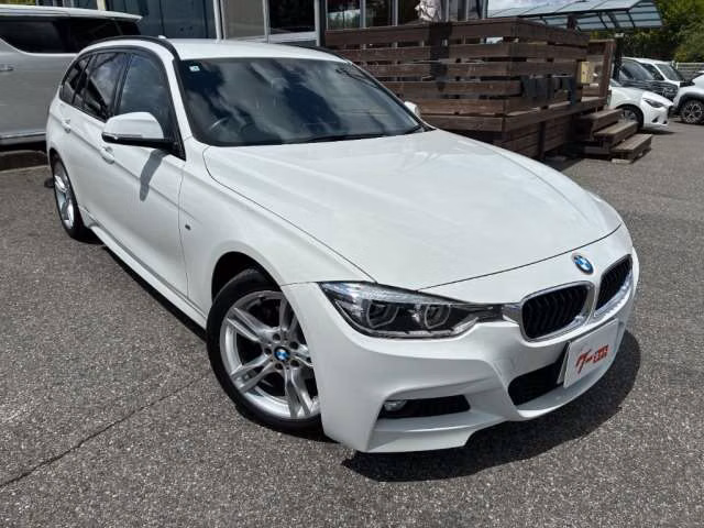 BMW 3-SERIES
