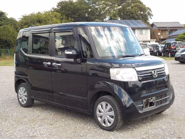 HONDA N-BOX