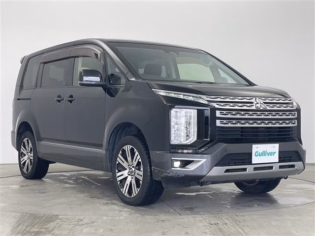 MITSUBISHI DELICA D:5