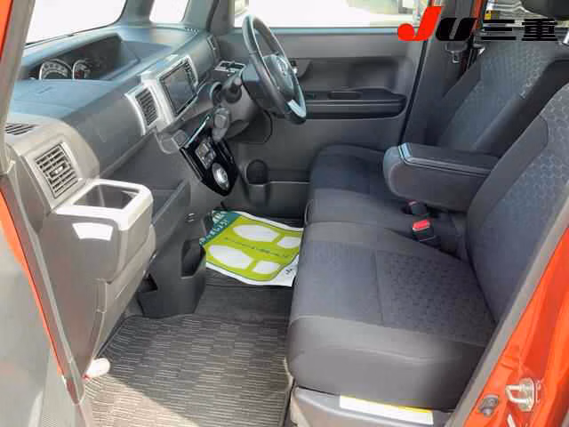 DAIHATSU WAKE