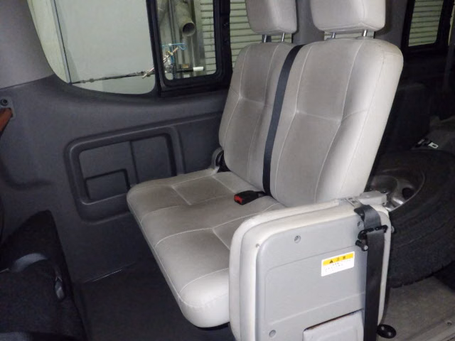 NISSAN NV350 CARAVAN