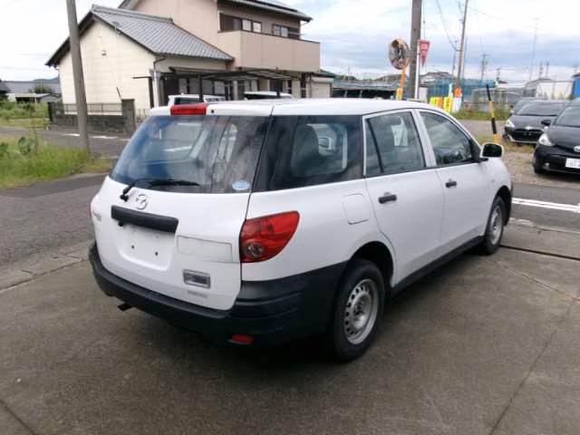 MAZDA FAMILIA