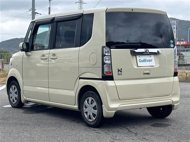 HONDA N-BOX