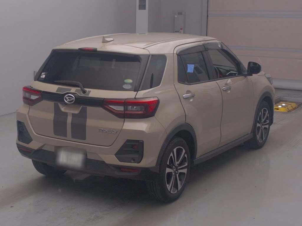DAIHATSU ROCKY