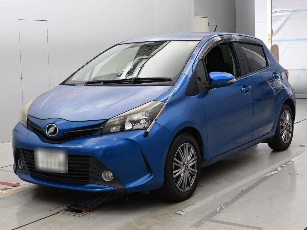 TOYOTA VITZ