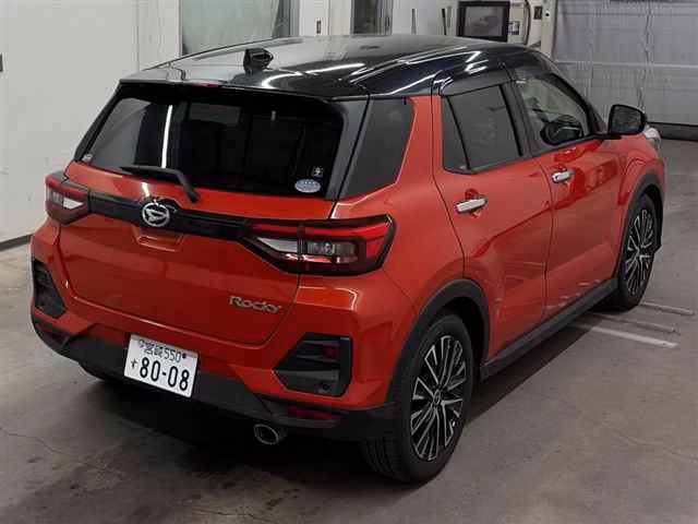 DAIHATSU ROCKY