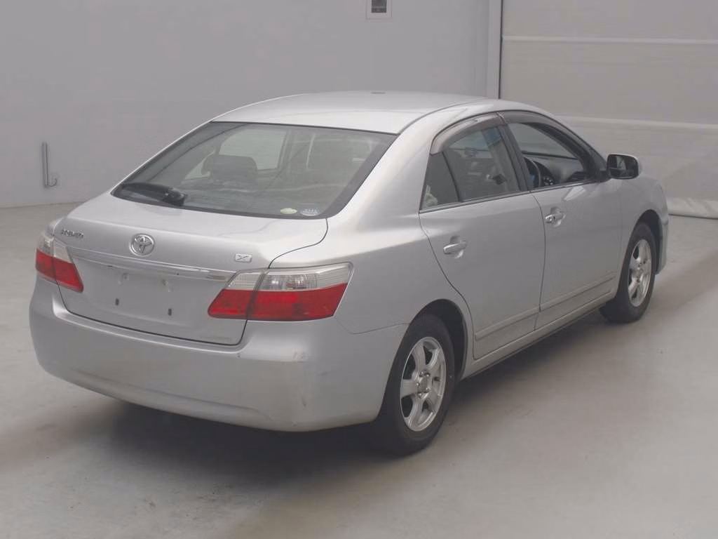 TOYOTA PREMIO