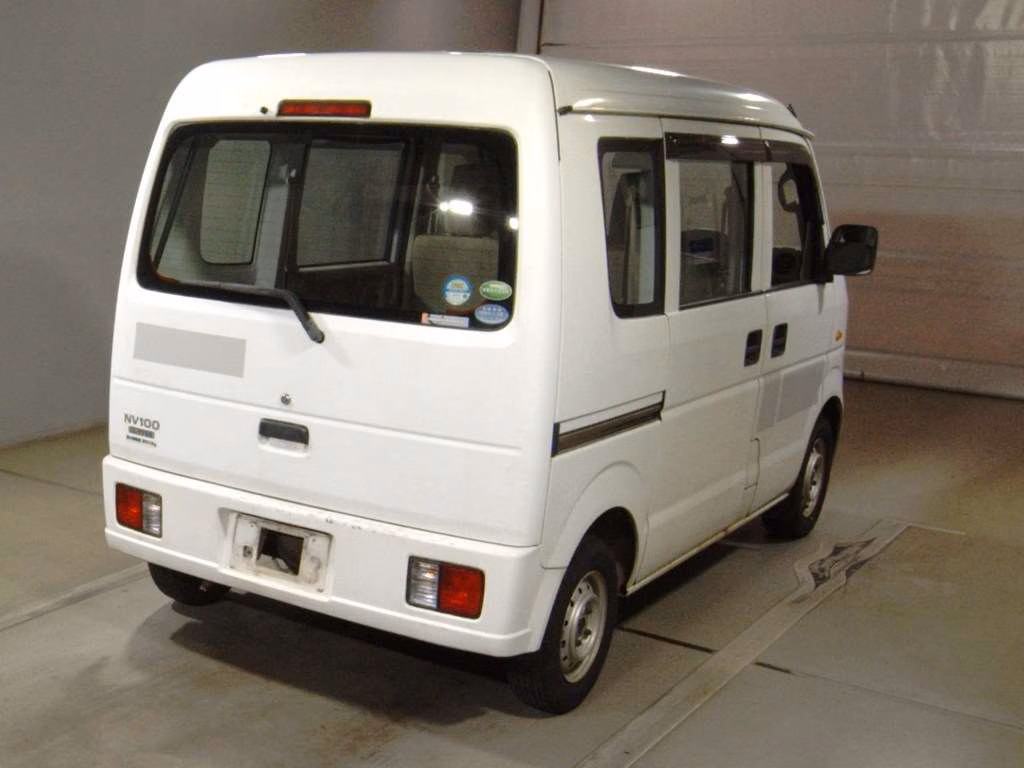NISSAN NV100 CLIPPER
