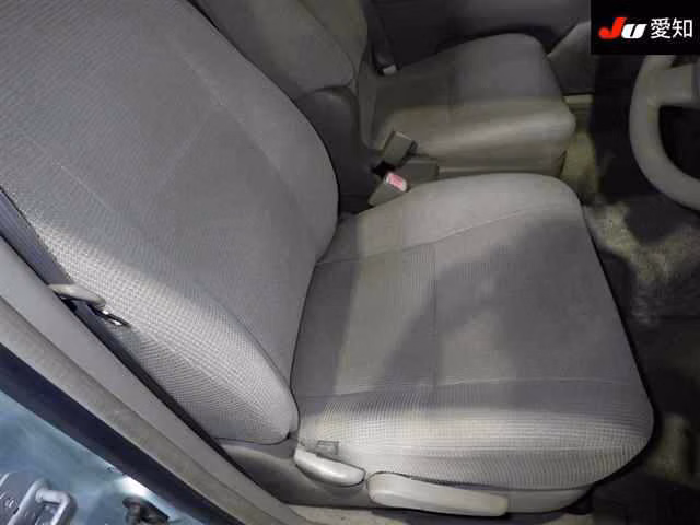 TOYOTA RAUM