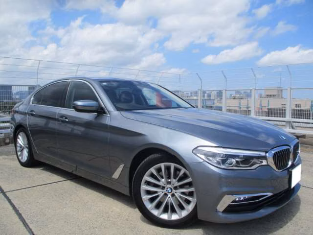 BMW 5-SERIES