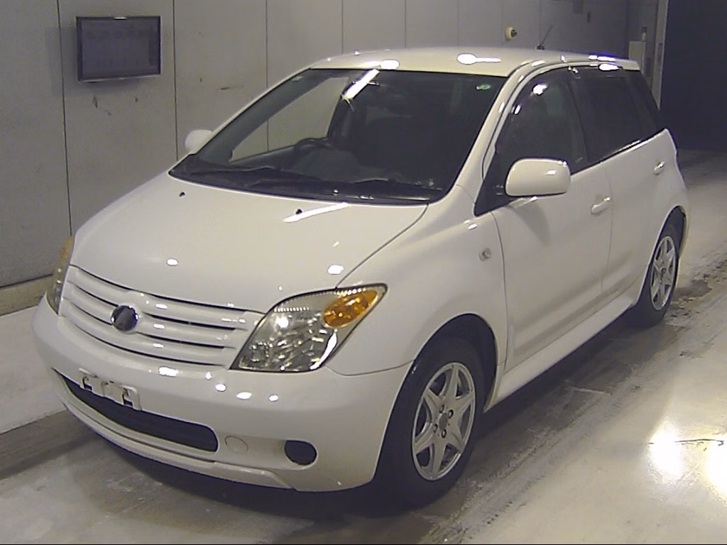 TOYOTA IST