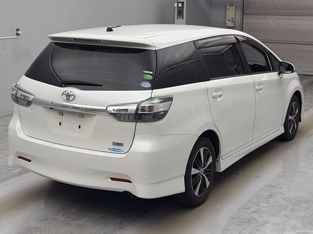 TOYOTA WISH