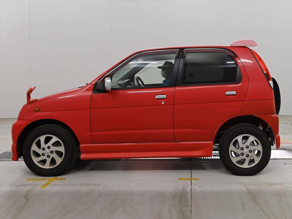 DAIHATSU TERIOS KID
