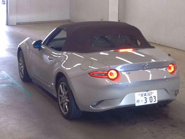 MAZDA MX-5
