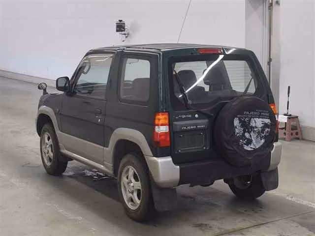 MITSUBISHI PAJERO MINI
