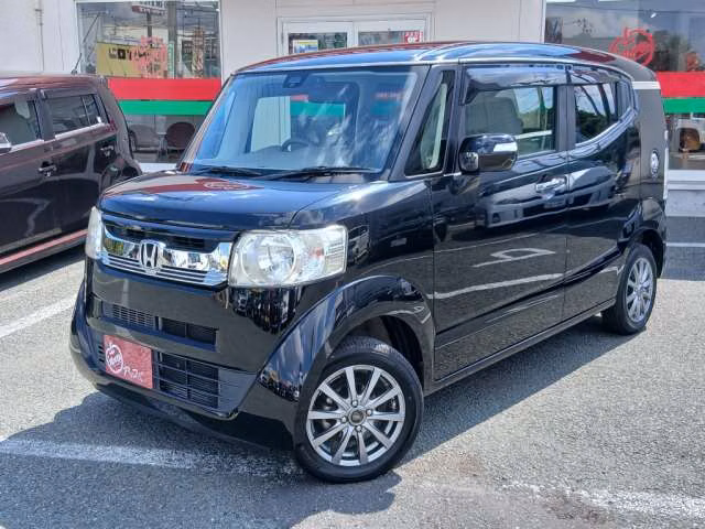 HONDA N-BOX SLASH
