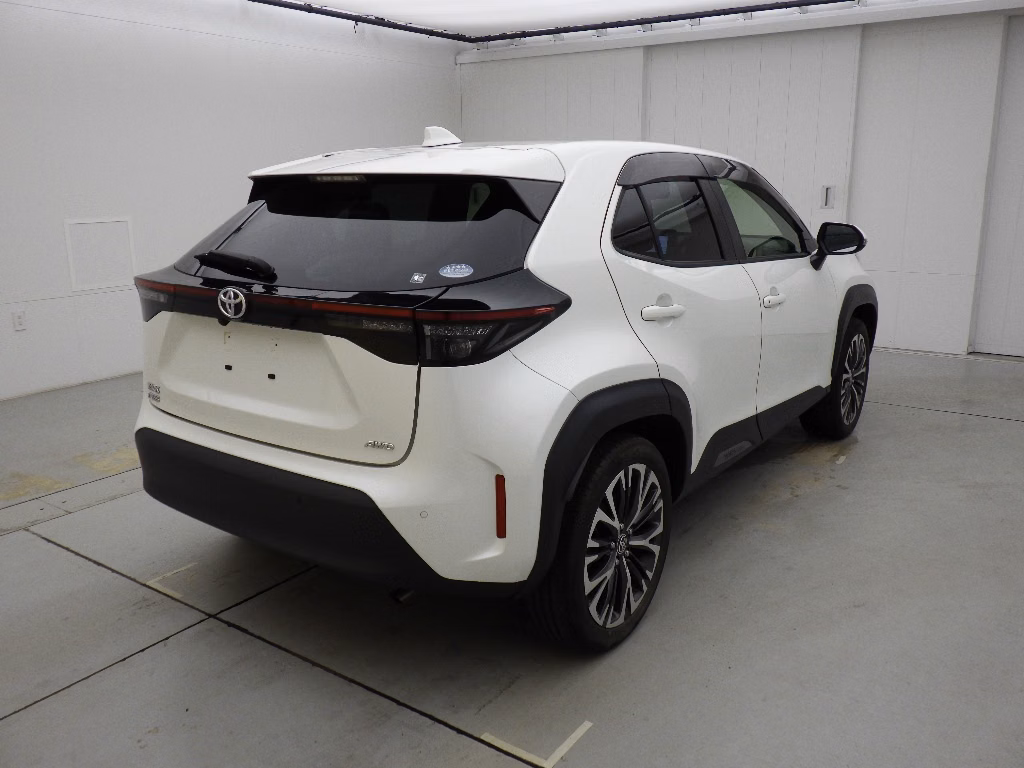 TOYOTA YARIS CROSS