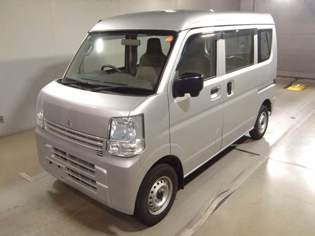 MITSUBISHI MINICAB