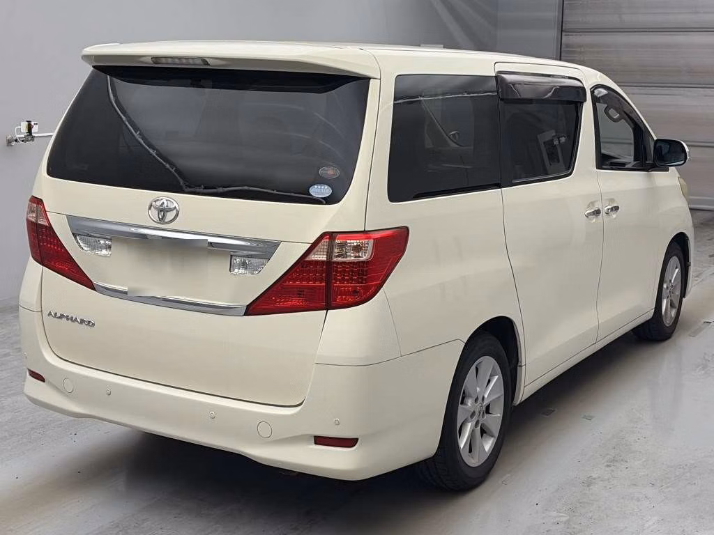 TOYOTA ALPHARD