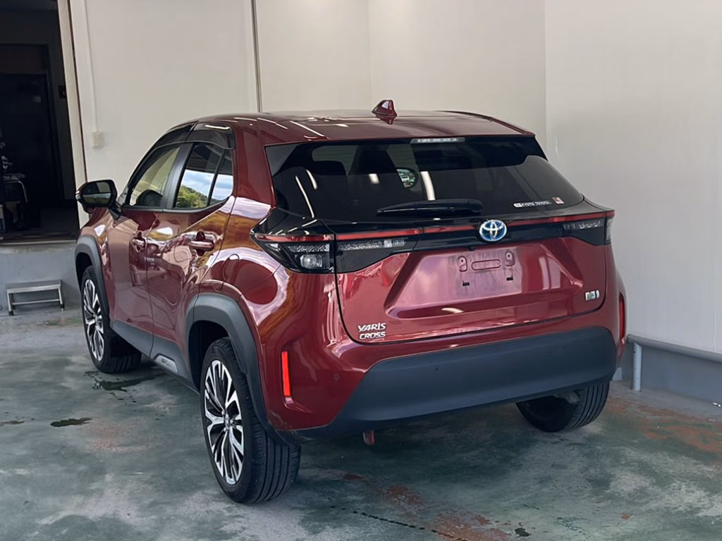 TOYOTA YARIS CROSS