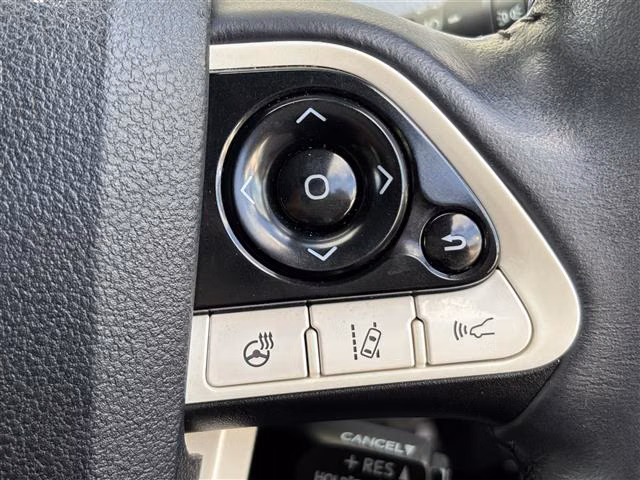 TOYOTA PRIUS PHV
