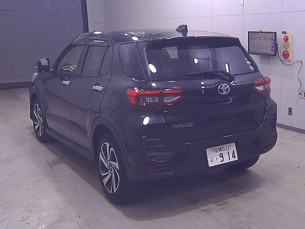 TOYOTA RAIZE